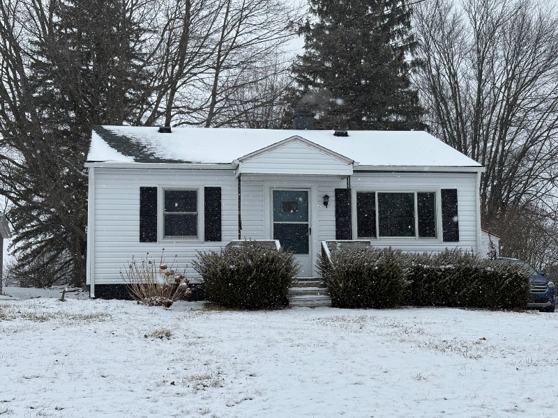 Building Photo - 147 S Surry Rd