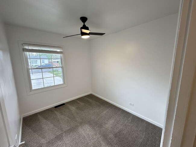 Building Photo - House for Rent in Montclair!