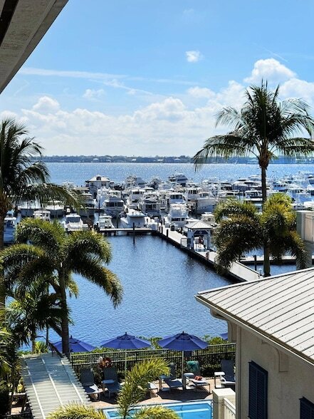 Building Photo - 975 NW Flagler Ave