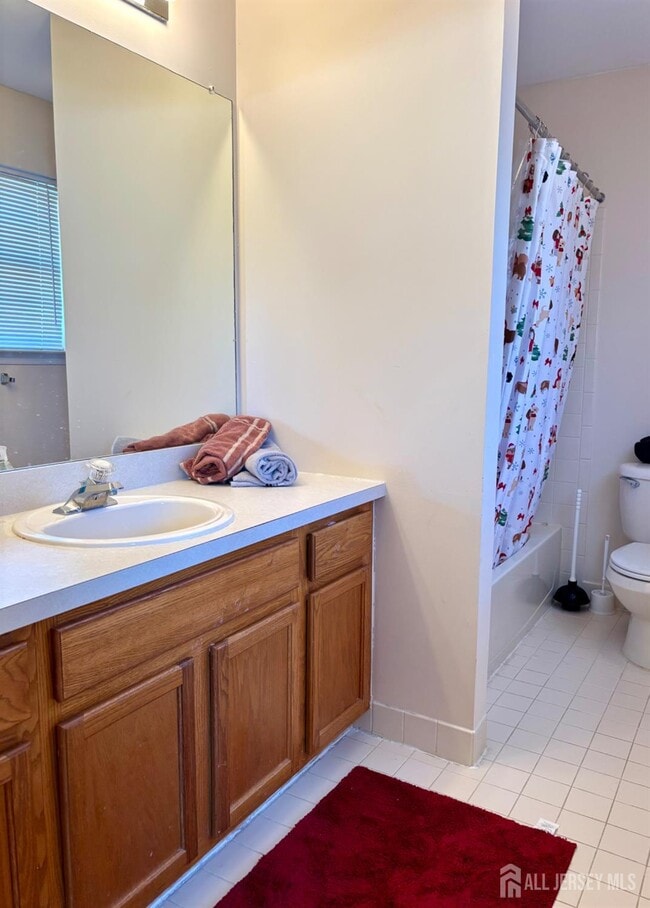 Building Photo - 39 Rozalyn Ln