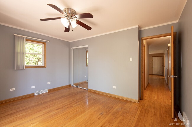 Building Photo - 9416 80th Ct