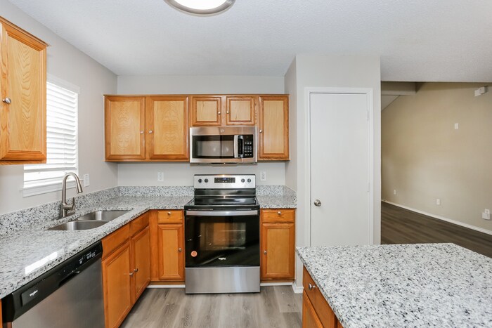 Building Photo - 6715 Oregon Trail