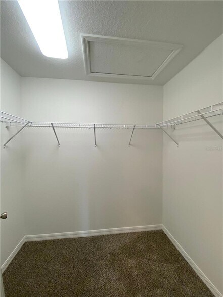 Building Photo - 6288 SW 151 Ln