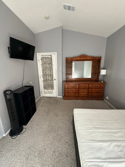 Primary Photo - 11520 Aberdeen Dr