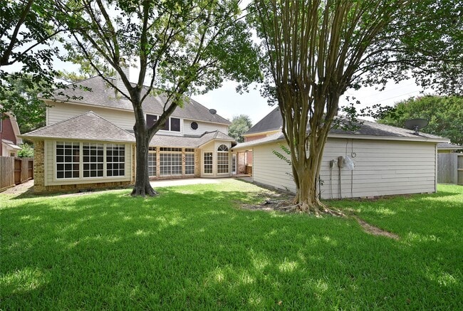 Building Photo - 3510 Water Locust Dr