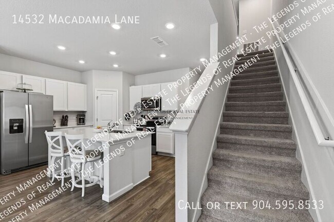 Building Photo - 14532 Macadamia Ln