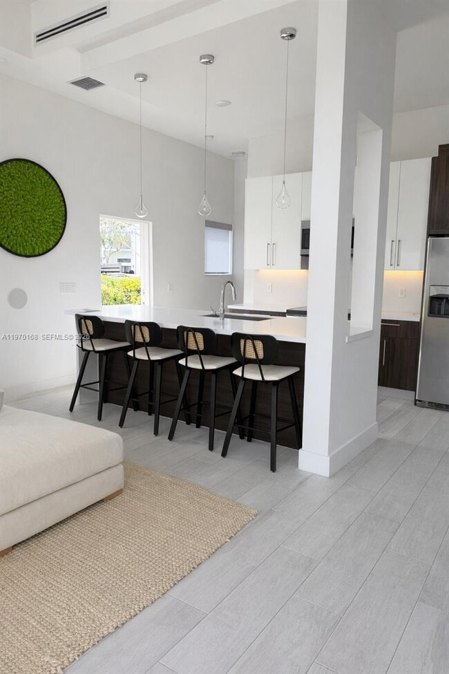 Building Photo - 4384 NW 8th Ct