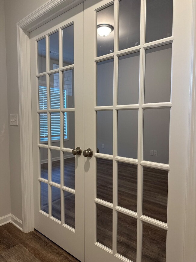 Building Photo - 102 Ranna Dr