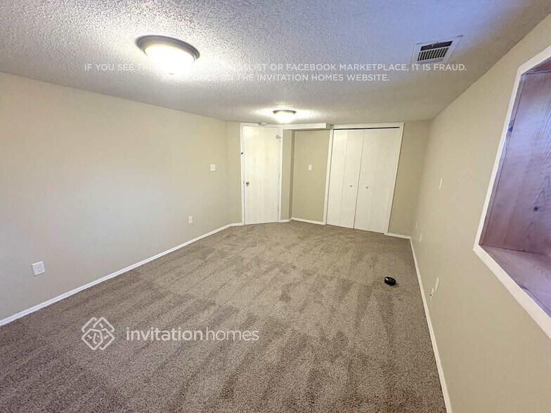 Building Photo - 2241 Randy Ave