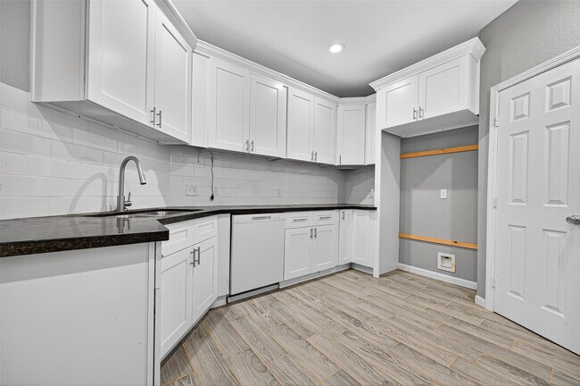 Building Photo - 25106 Morgan Cemetery Rd