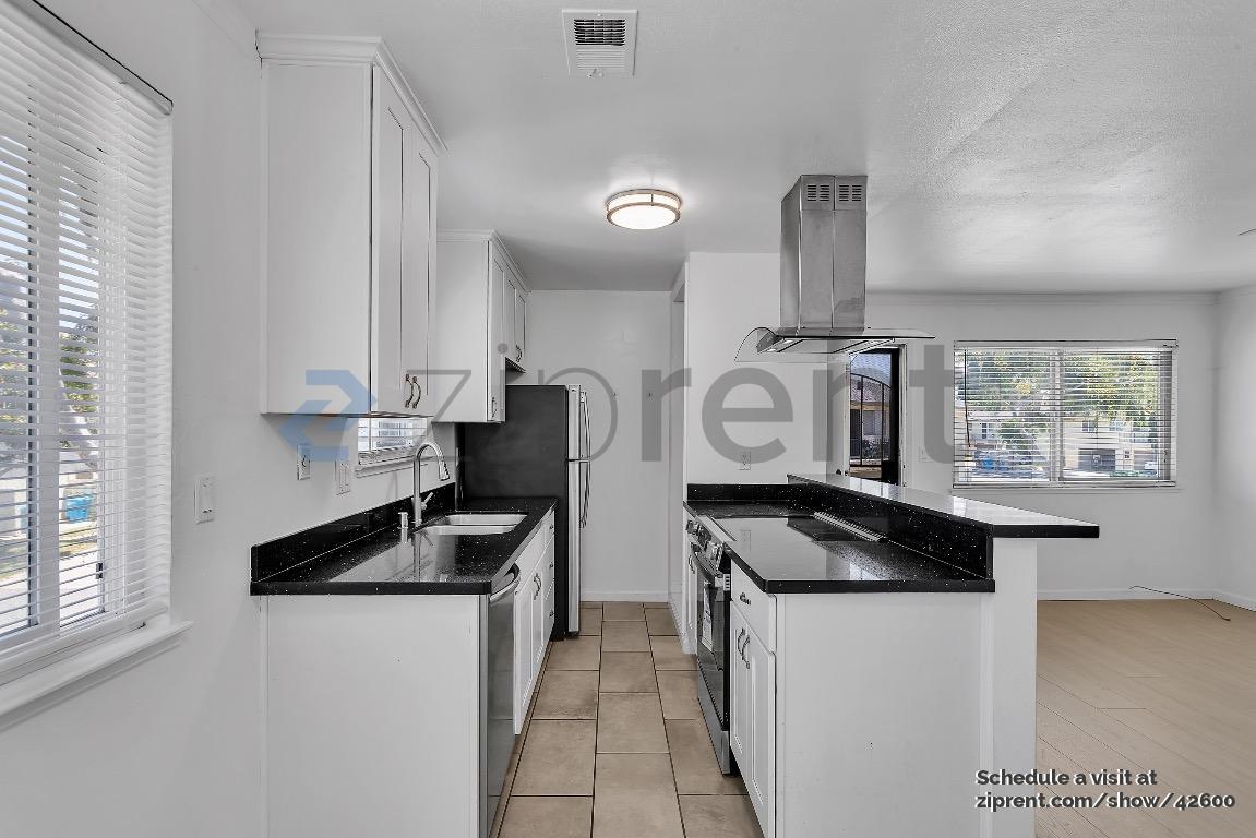 Building Photo - 2260 Partridge Way