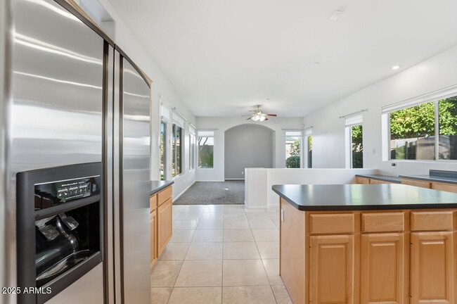 Building Photo - 7180 W Trails Dr