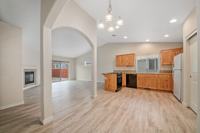 Building Photo - Charming home in Southwest Redmond