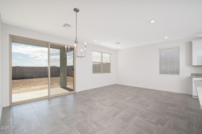 Building Photo - 17305 W Sanna St