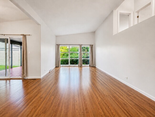 Building Photo - 406 Sunset Dr