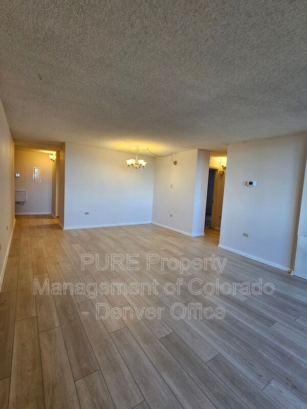 Building Photo - 1020 15th St