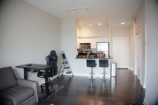 Building Photo - 7500 Woodmont Ave
