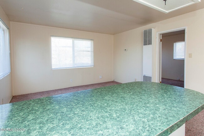 Building Photo - 1060 Wilson Ave