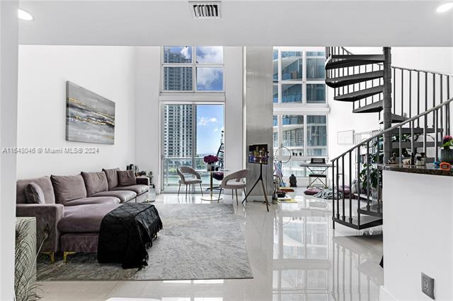 Building Photo - 300 S Biscayne Blvd