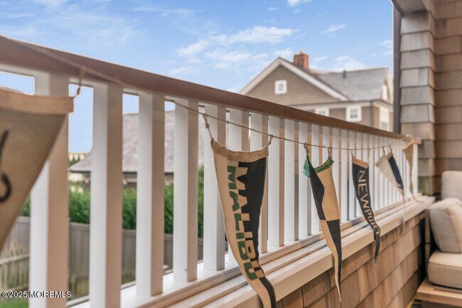 Building Photo - 985 Ocean Ave