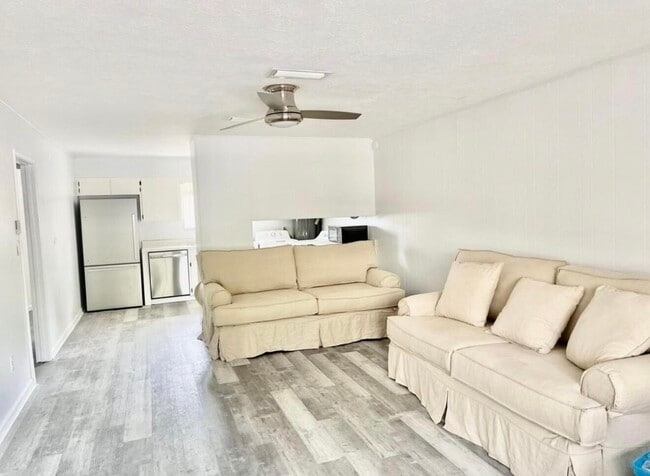 Building Photo - 34 Meigs Dr