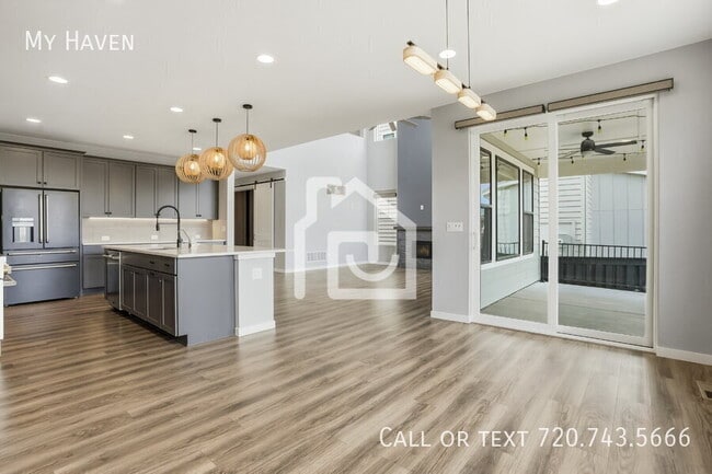 Building Photo - 9032 Star Fall Cir