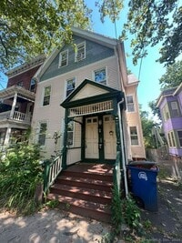 Building Photo - 51 Lawrence St