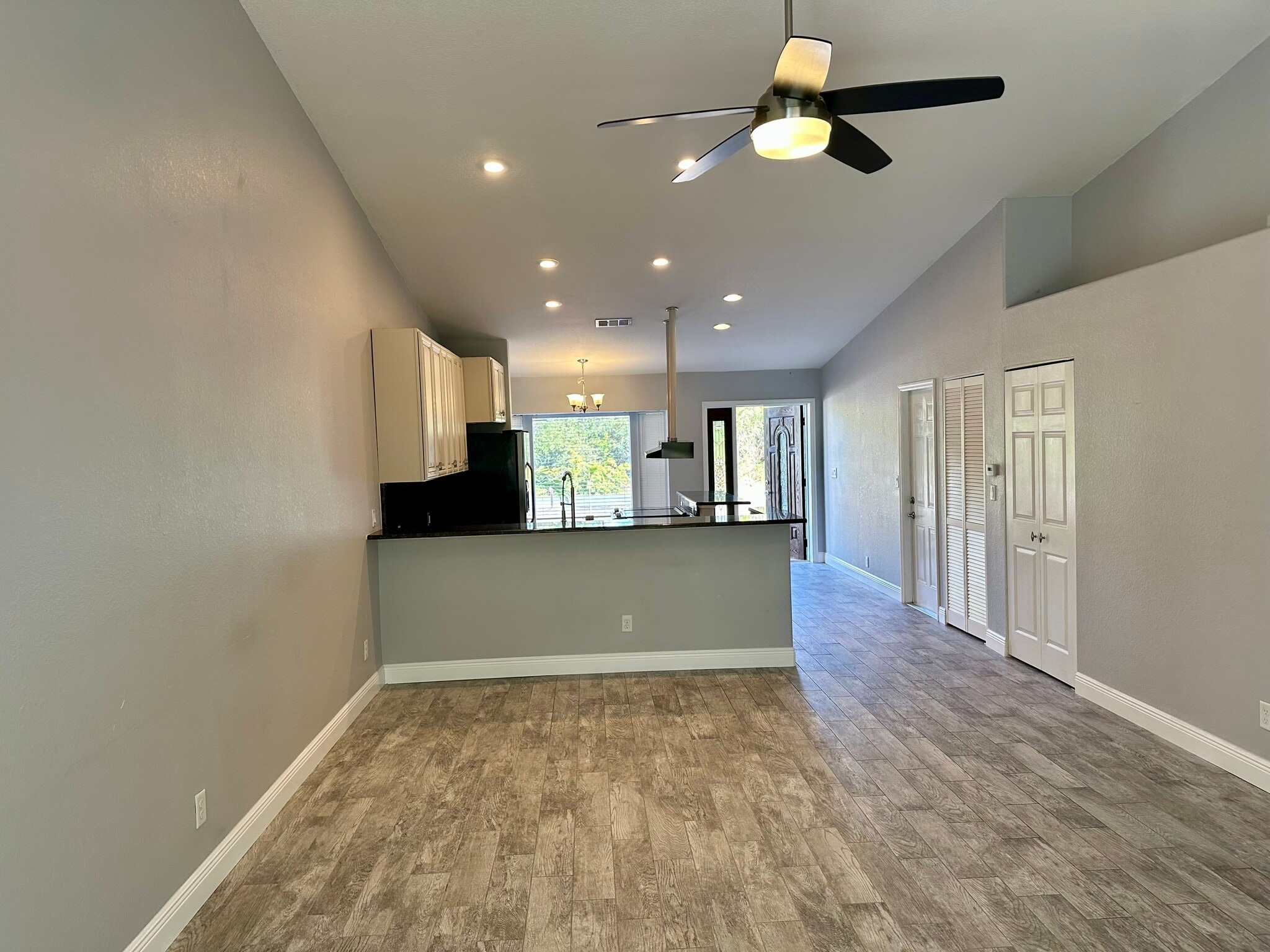 Building Photo - 473 Flamingo Blvd