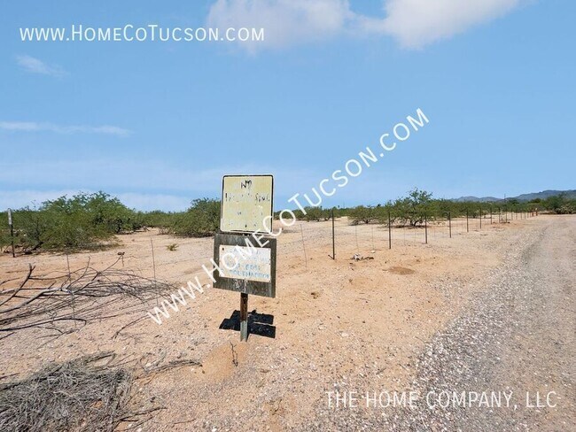 Building Photo - 6011 S Arrow Rd
