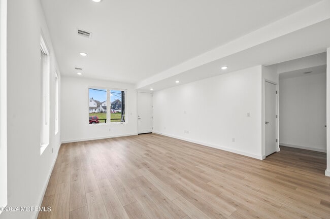 Building Photo - 912 Cookman Ave
