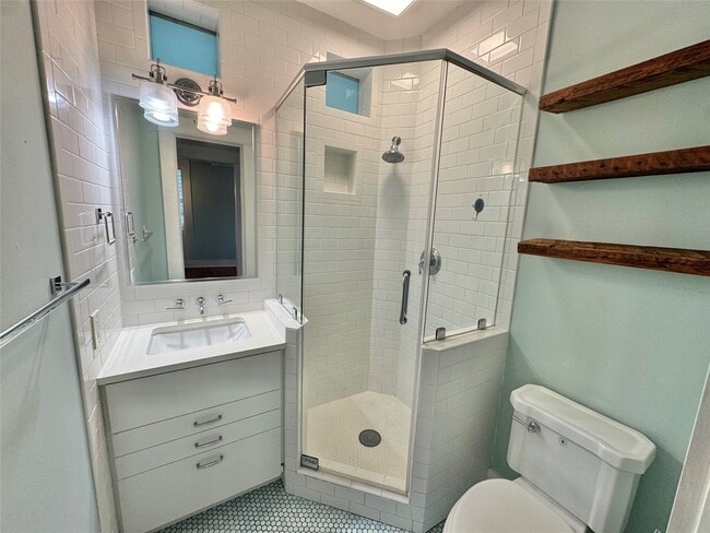 Building Photo - 2119 Avenue O 1/2