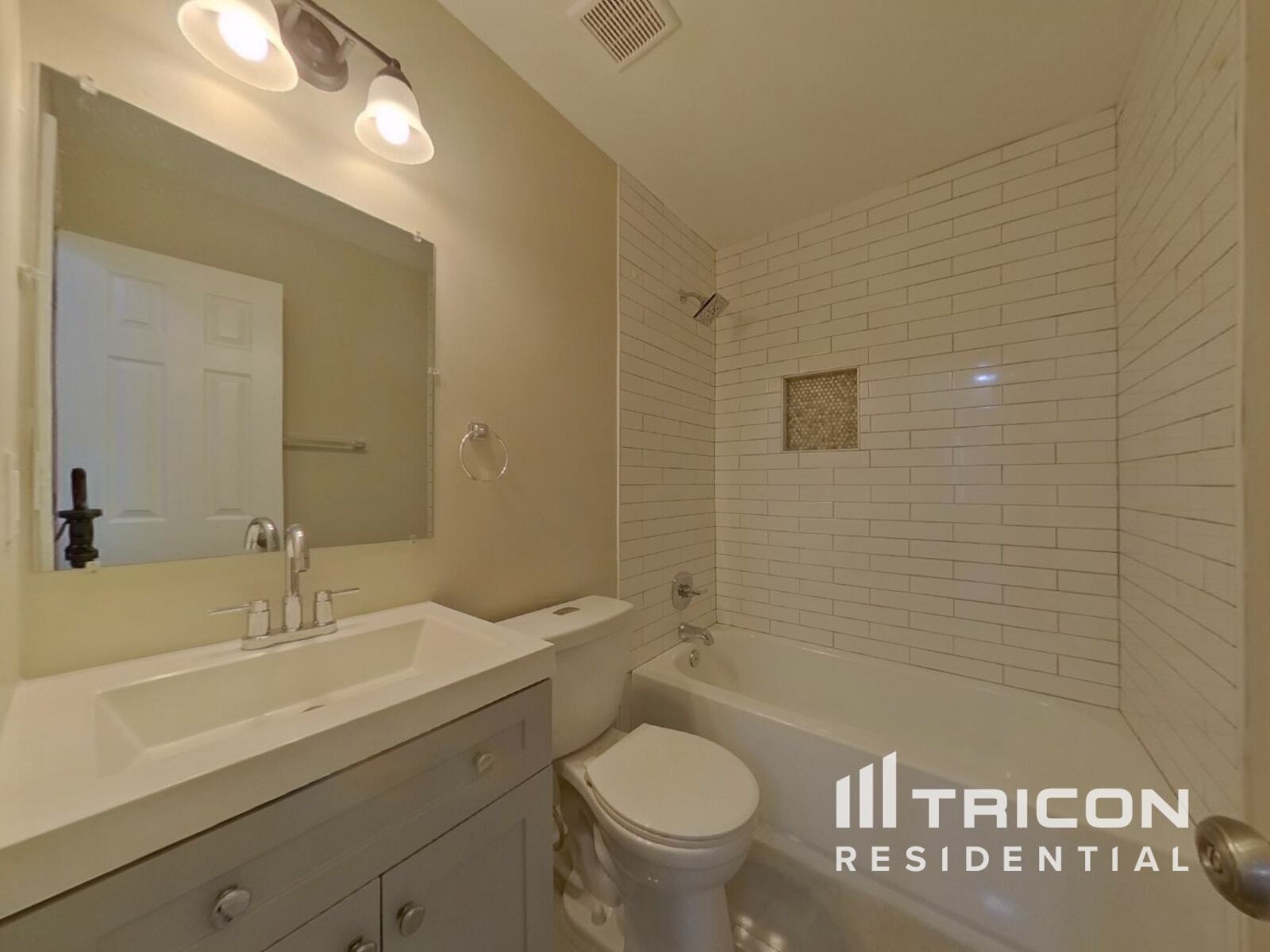 Building Photo - 1545 Elm Log Ct