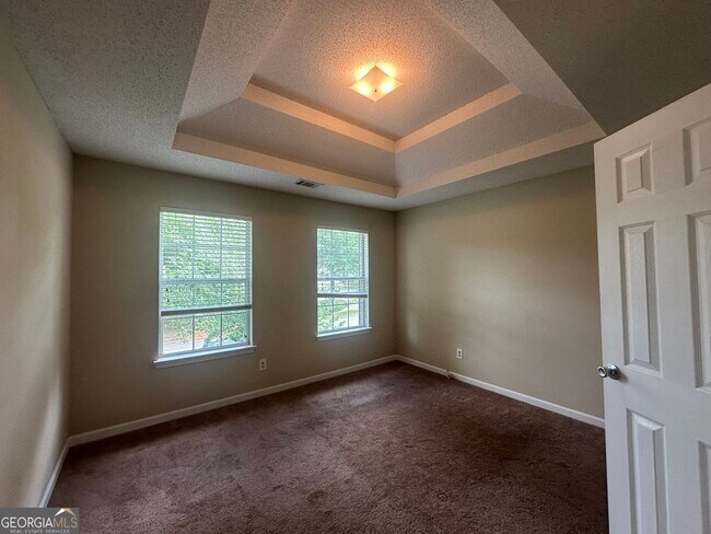 Building Photo - 5622 Platte Dr