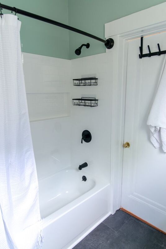 Building Photo - 6903 Cambridge Ave