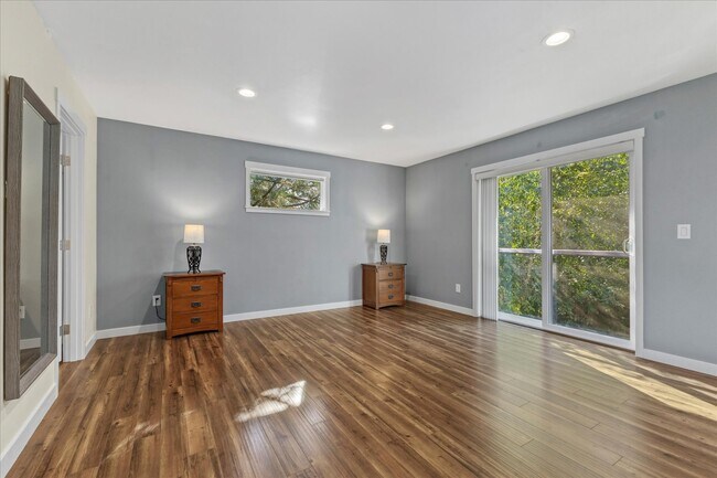 2ND FLOOR PRIMARY BDRM - 323 3rd Pl NW