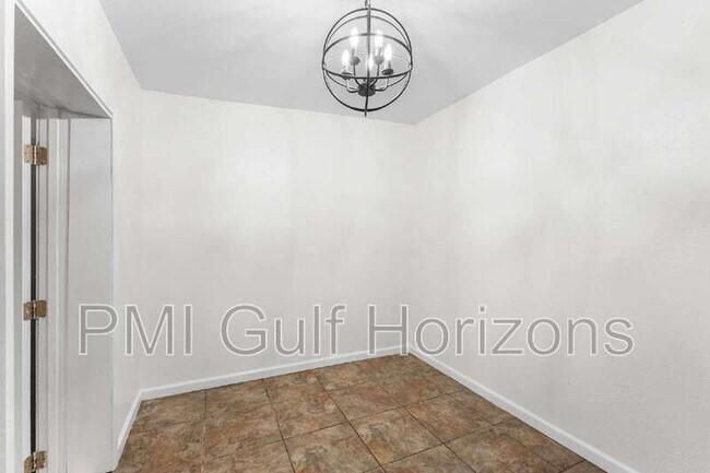 Building Photo - 620 Prichard Ave