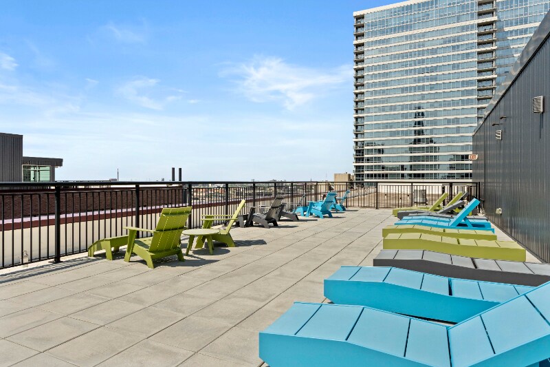 Building Photo - 845 S Clark St