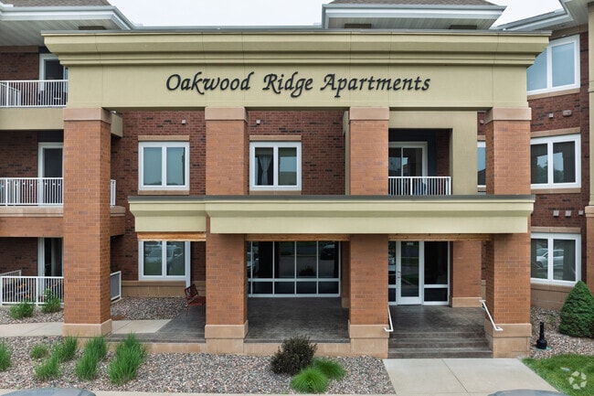 Primary Photo - Oakwood Ridge Apartments
