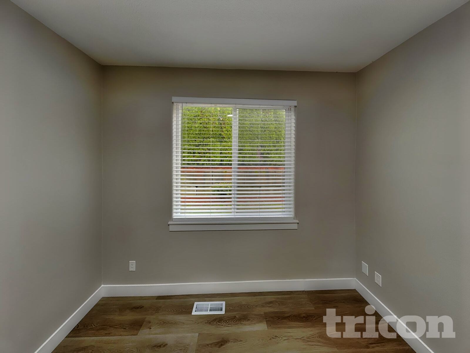 Building Photo - 14657 SE Natalya St