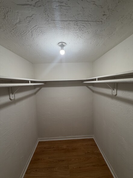 Large Closet in Bedroom - 1205 Mariposa Ave