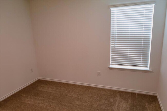 Building Photo - 15510 Olive Ter Trl