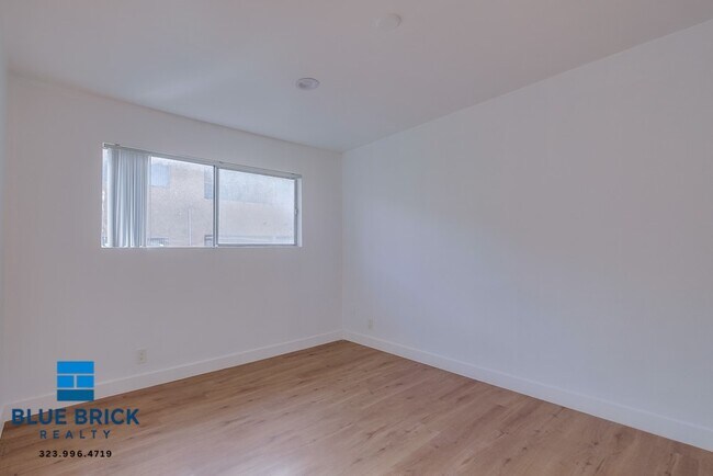 Building Photo - 5312 Corteen Pl