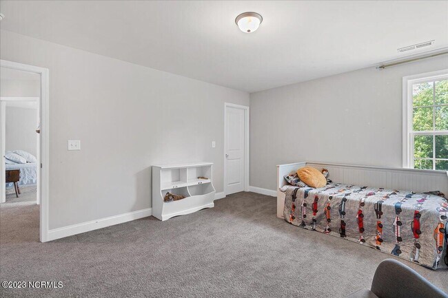 Building Photo - 712 Burley Oak Dr
