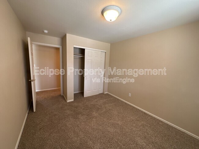 Building Photo - 488 Coronado Ct