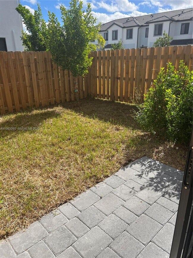 Building Photo - 34531 SW 191st Ave