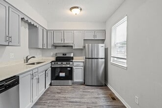Building Photo - 2444 N 38th St