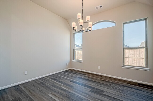 Building Photo - 451 Papershell Path
