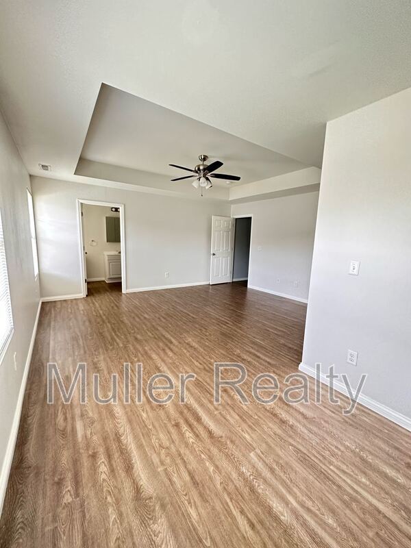 Building Photo - 4803 Fennel Rd
