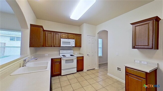 Building Photo - 308 Rinehardt St