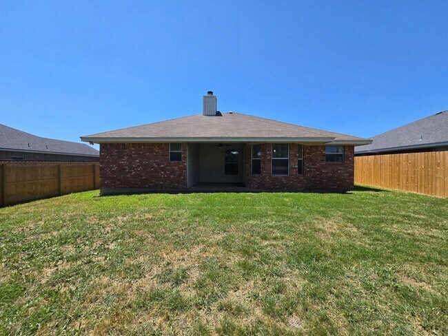 Building Photo - 5905 Lolly Loop